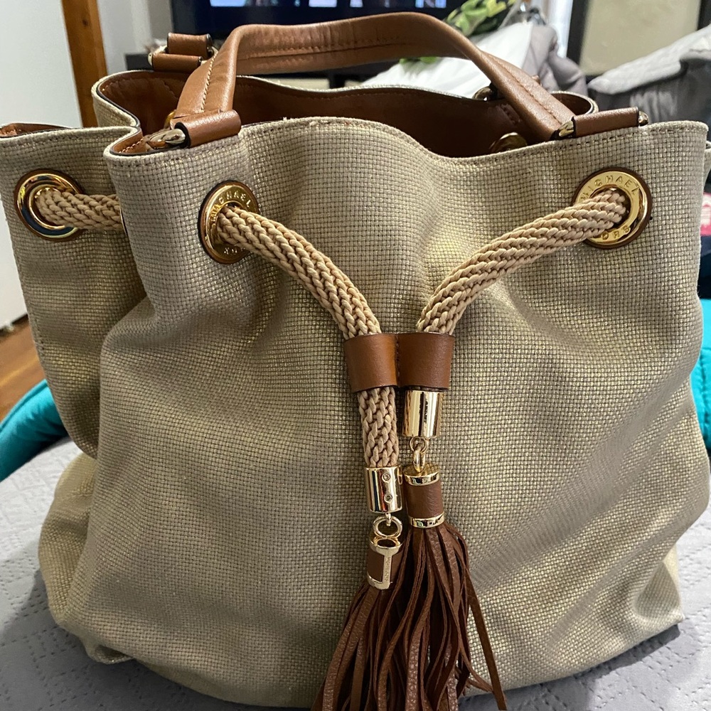 Michael Kors bucket bag